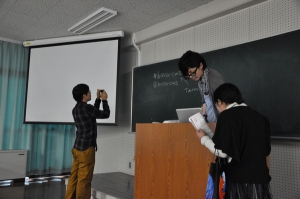 講演準備中の様子